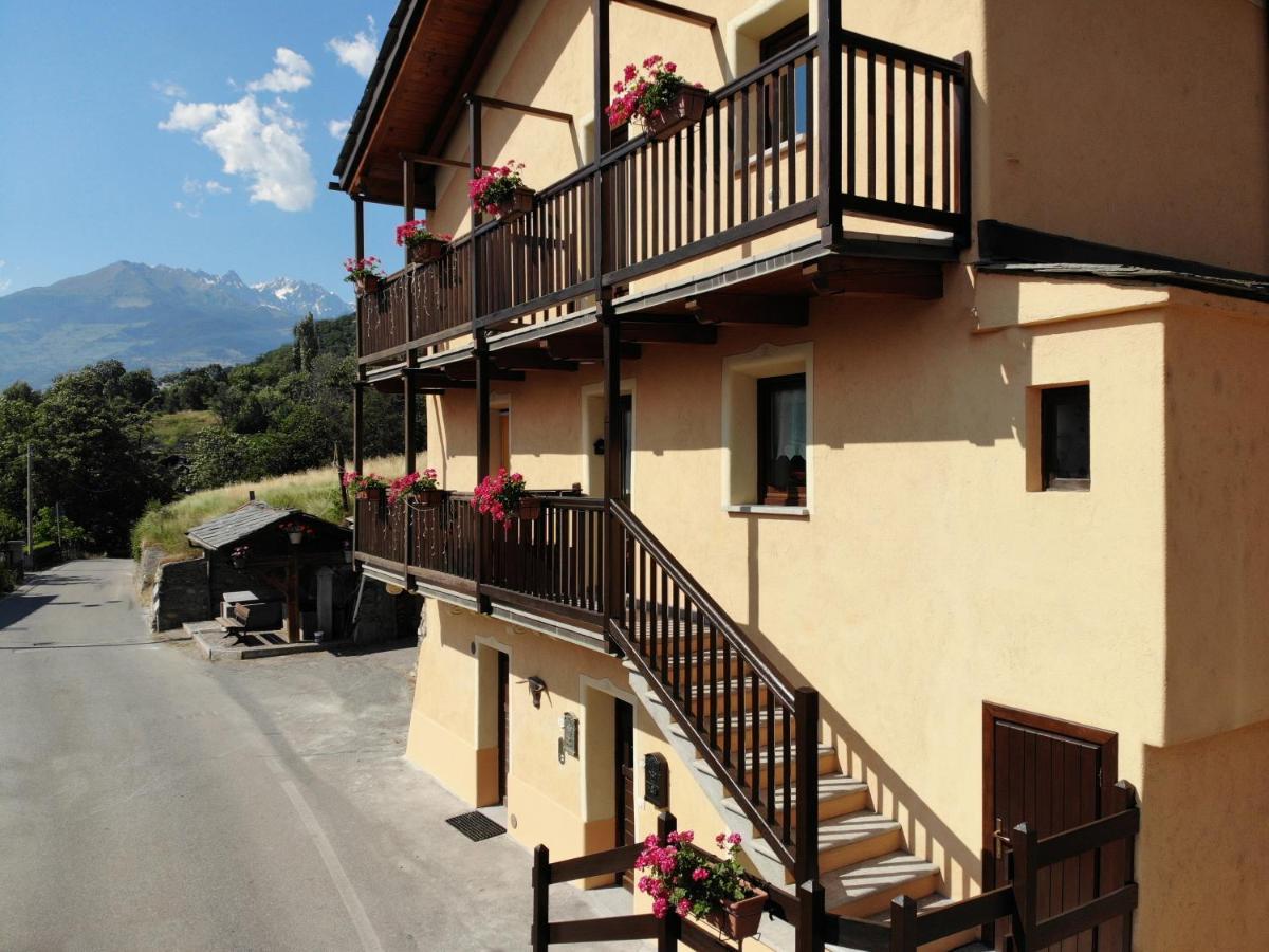 Grenier Du Coeur Apartment Аоста Екстериор снимка